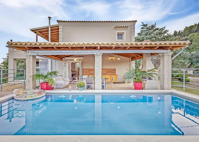 Villa Olivia Corfu - Amazing Sea-View 3 Bedroom Villa With A Pool